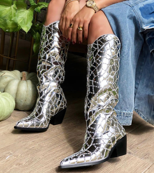 Fashionable Shiny Textured Boots